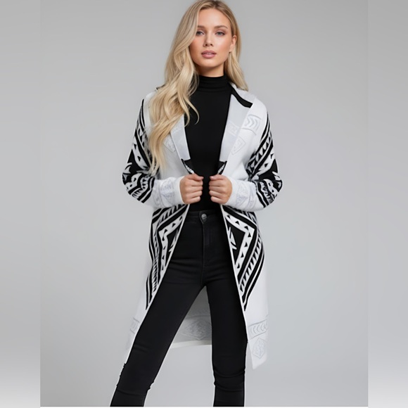 Geo Pattern Open Front Hooded Cardigan - Picture 4 of 10